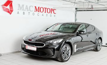Kia Stinger (2020) Черный